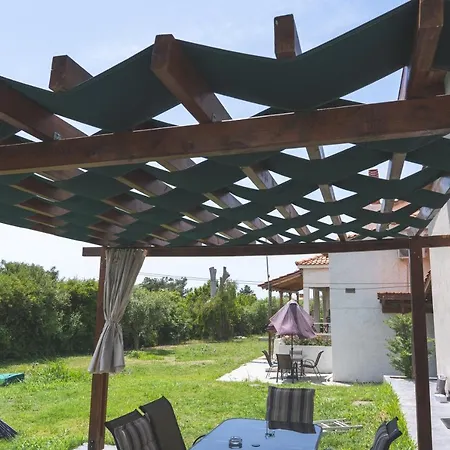 Apartament Agios Mamas *