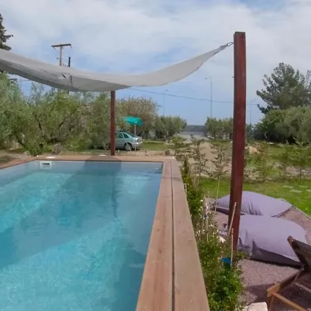 Agios Mamas Apartament *