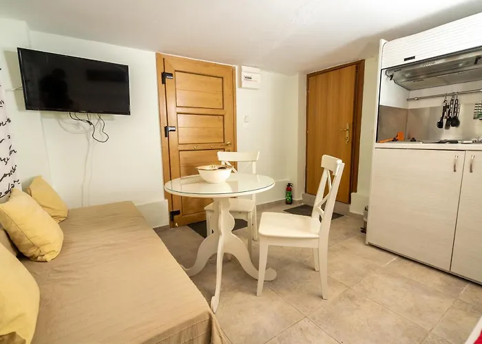 Agios Mamas 公寓 尼坡帝