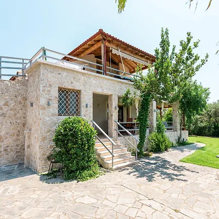 Agios Mamas نيا بوتيدايا